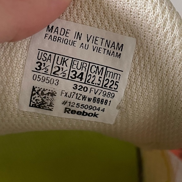 Reebok Premier Road Sneaker Alabaster/utility ye US5/EU 34 (fits like 5.5/6) - Picture 4 of 9